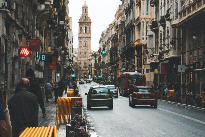 Private tour of Offbeat Valencia with a local