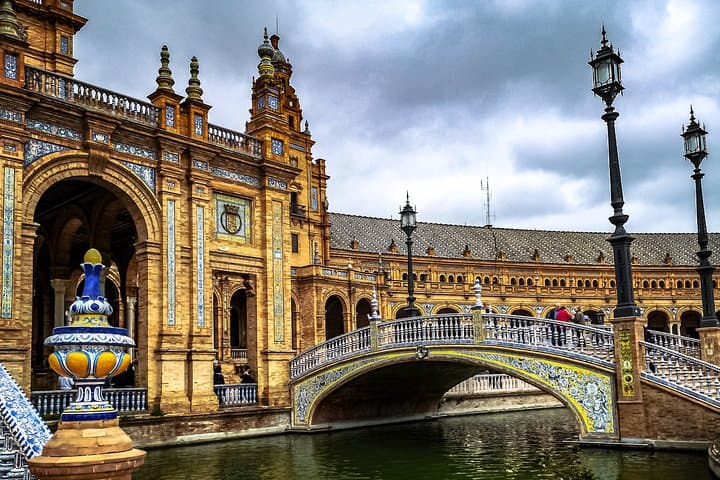 A day in the life of Seville - Private tour with a local