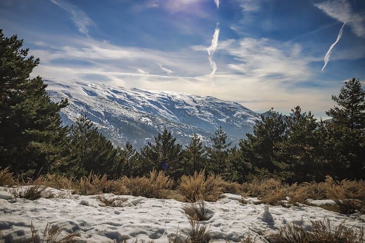 Touristic highlights of Sierra Nevada on a Private full day tour with a local