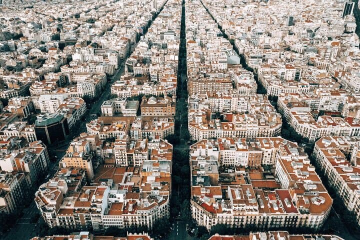 Discover the Unpolished Charm of El Born with a Local
