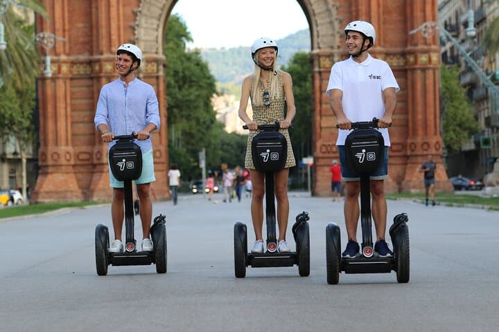 Arc de Triomf by Segway