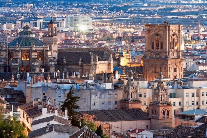 Granada: Royal Chapel and Granada Cathedral Guided Tour