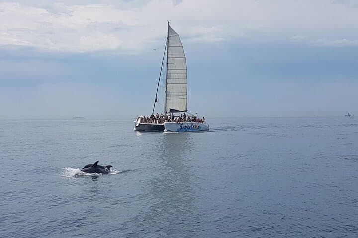 Barcelona Catamaran Party Tour For Young People