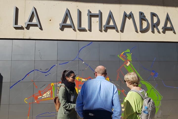 Alhambra Private Tour and Skip the Line Ticket and Official Guide