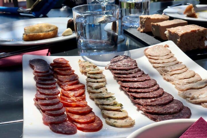 Private Priorat Tour with Wine Tastings & Lunch from Barcelona
