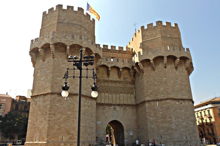 Valencia paso a paso