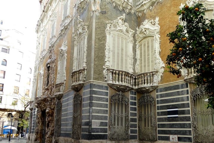 Valencia paso a paso