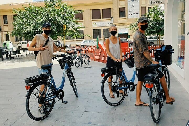 Great Self Guided Tour with E-BIKE! Make summer easy in Valencia!