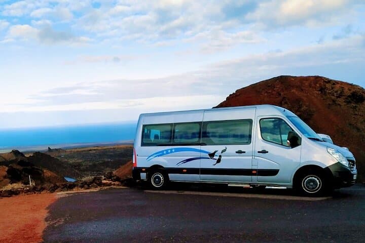 Private transfers from Lanzarote airport (ACE) to Playa Banca