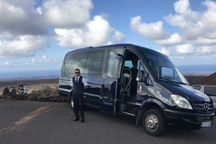 Private transfers from Lanzarote airport (ACE) to Playa Banca