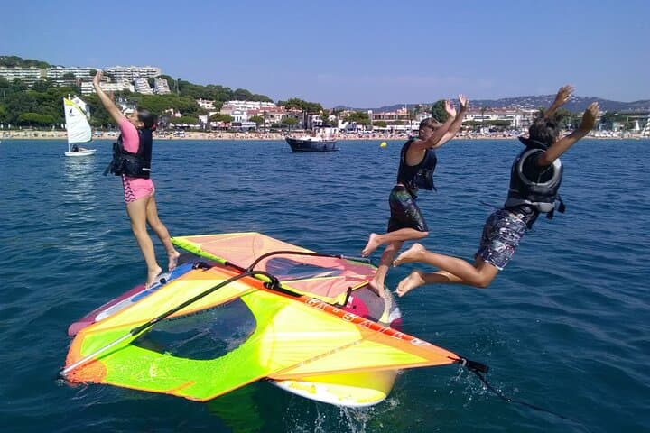 windsurf course having fun