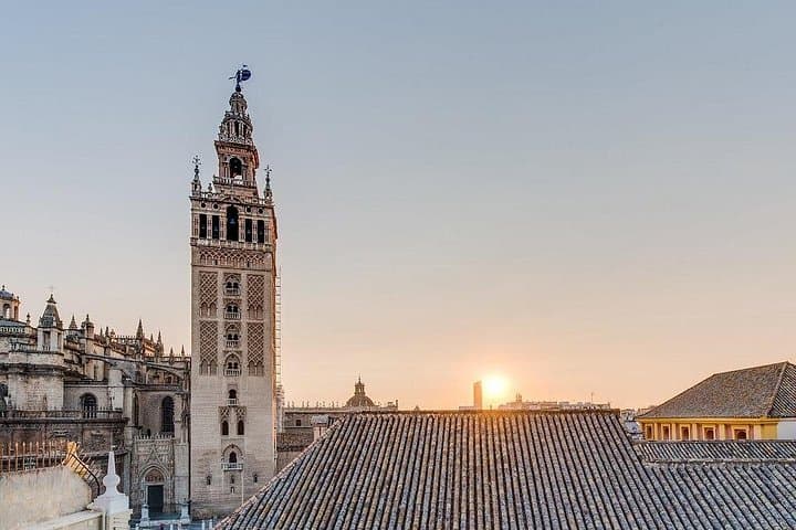 Seville Sightseeing Tour with Alcazar and Cathedral Tickets