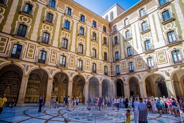 Barcelona Shore Private Excursion: Montserrat and Cava Tasting