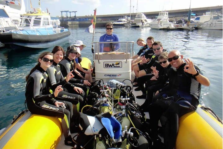 Diving for beginners by boat from Puerto Colon