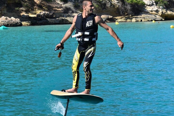 Private eFoil Experience in Mallorca – Solo Rider Experience