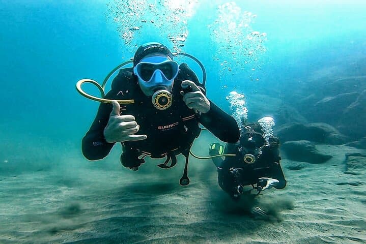 Discover the underwater world PHOTO AND VIDEO for free