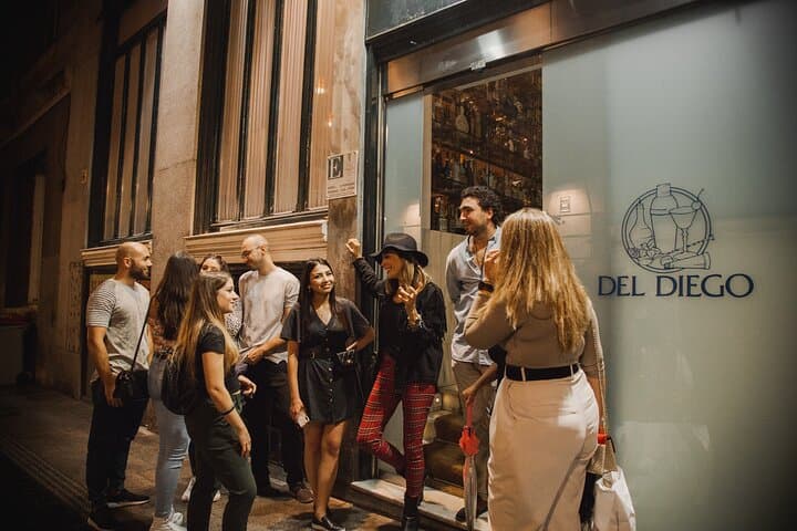 Night Street Life Cocktail Experience - Madrid