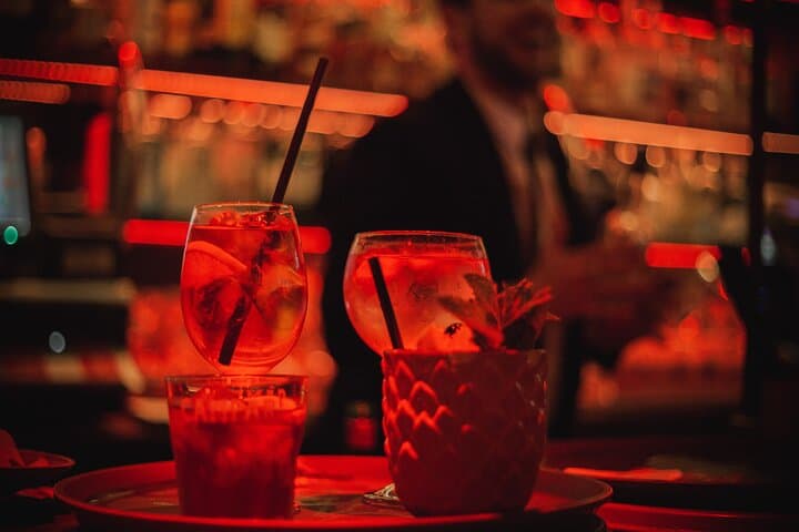 Night Street Life Cocktail Experience - Madrid