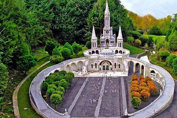 Lourdes Sanctuary tour- Catholic pilgrimage sanctuary