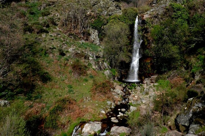 4X4 ROUTE THROUGH THE AMBROZ VALLEY. Minimum 4 people