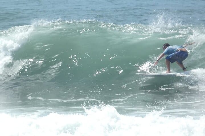 Guided Surf Lessons Playa San Antolin de Bedón Llanes Asturias