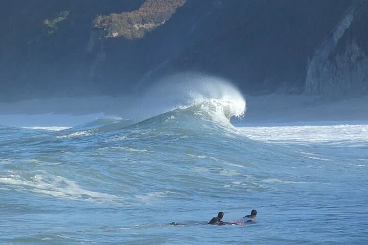 Guided Surf Lessons Playa San Antolin de Bedón Llanes Asturias