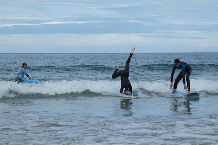 Guided Surf Lessons Playa San Antolin de Bedón Llanes Asturias