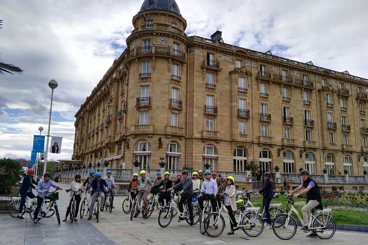 Essential Madrid Bike Tour (Small group, Semi private)