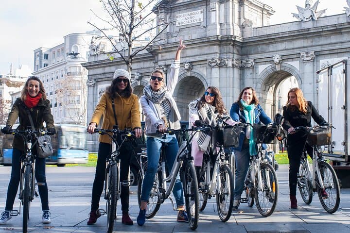 Madrid Sightseeing Electric Bike tour (Small group. Semi private)
