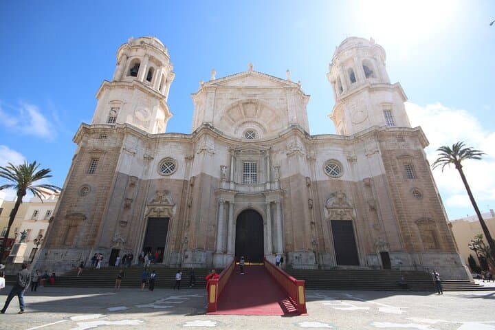 Cadiz Private Walking Tour with a Local