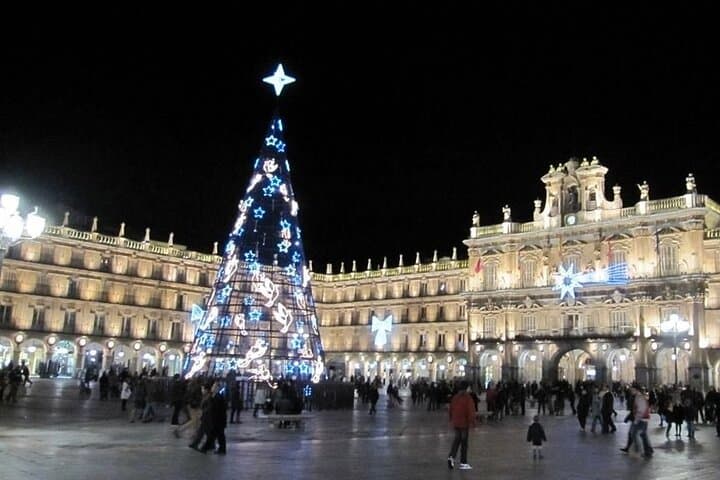 Magic Christmas in Historic Toledo: Private Festive Walking Tour