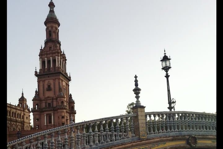 Alcazar, Cathedral, Plaza De España And Maria Luisa Park Private Tour