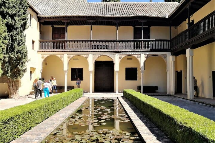 Chapiz House
