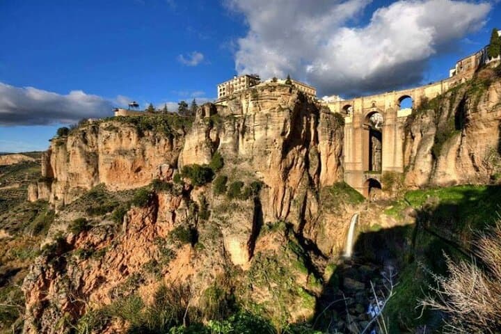 Ronda Historical Walking Tour with Bullring Entrance