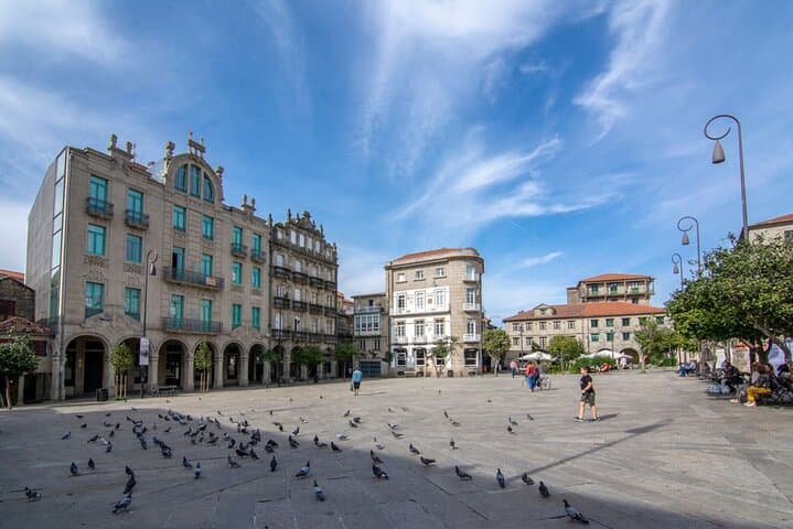 Self-Guided Audio Tour - Squares of Pontevedra