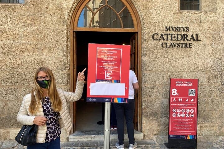 Private Tour: Palma de Mallorca Old Town, Palma Cathedral and Cruise