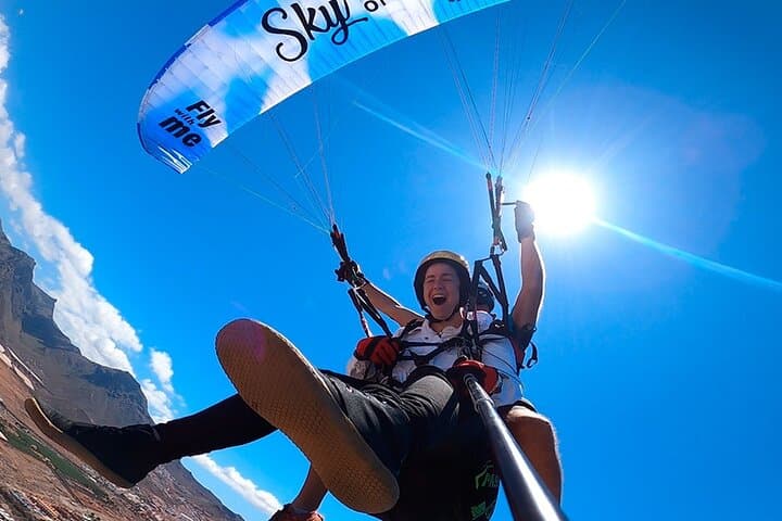 Acrobatic Paragliding Flight with Spanish Champion in Tenerife