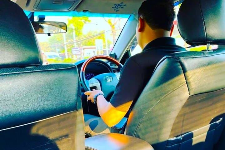 Private Airport Transfer: Valencia Airport (VLC) → Valencia