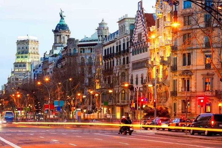 Barcelona Private Transfer from City Centre to Cruise Terminal