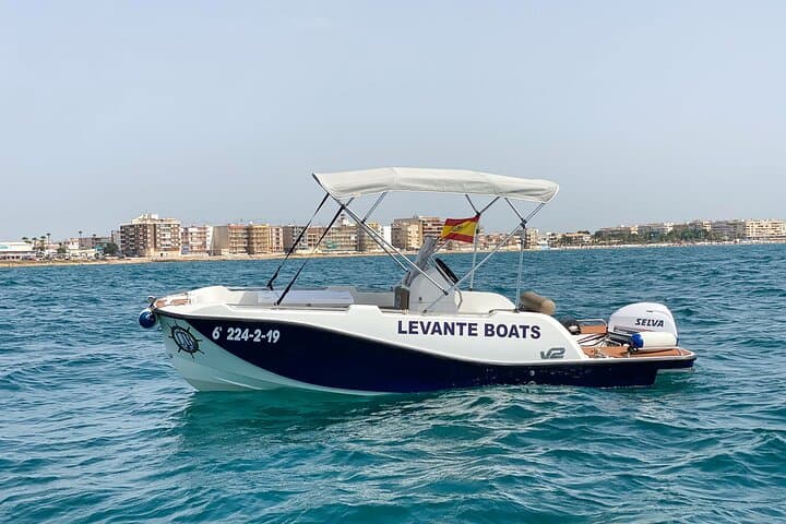 v2 5.0 boat rental in Torrevieja. LEVANTEBOATS