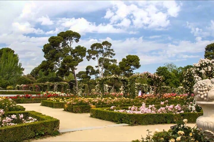 Self Guided Bike Tour at The Retiro Park at Your Own Pace