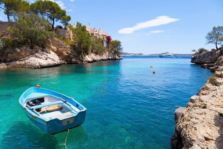Paradise 4h Catamaran Tour of Mallorca and Puerto Andratx