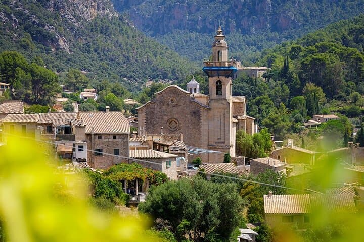 Valldemossa lookouts and S'Estaca