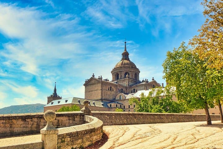 Escorial & Valley Half-Day Morning Tour from Madrid