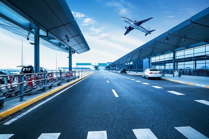 Transfer: Barajas Airport (MAD) to Madrid City Center