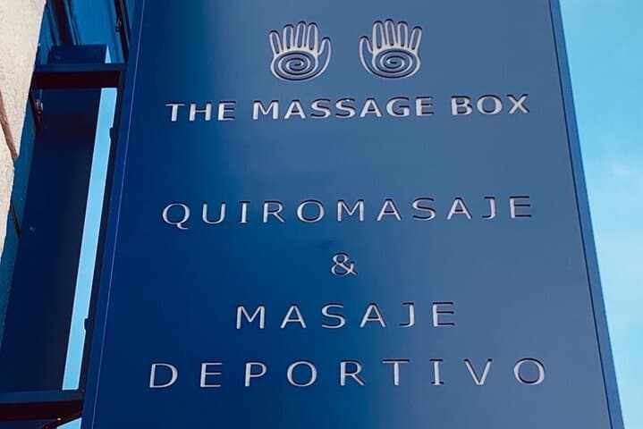 THE MASSAGE BOX
Bioenergetic Manual Therapy
Bioenergetic Therapy Manual