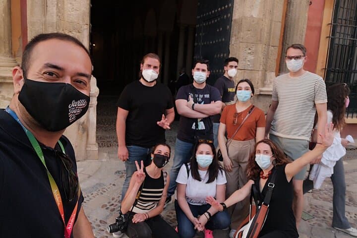 Private guide for the Alcazar & Cathedral with a Historian!