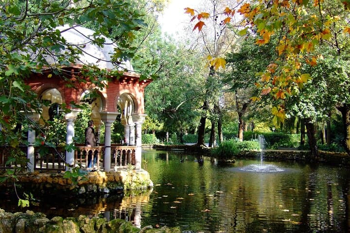 Secretos del Parque María Luisa & Plaza de España Tour en Español