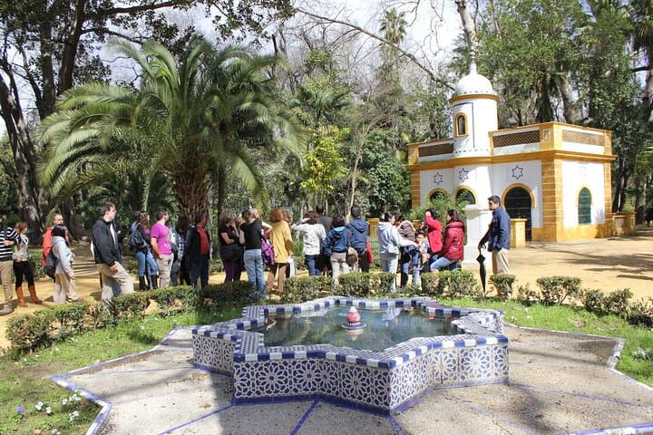 Secretos del Parque María Luisa & Plaza de España Tour en Español