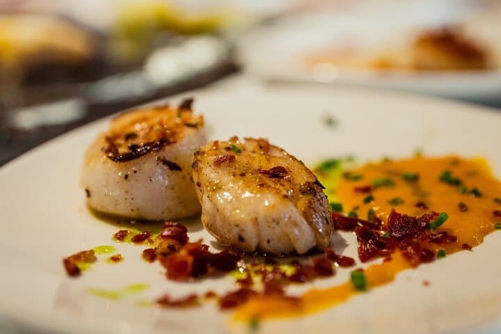 Private Hondarribia Sightseeing & Pintxos Experience